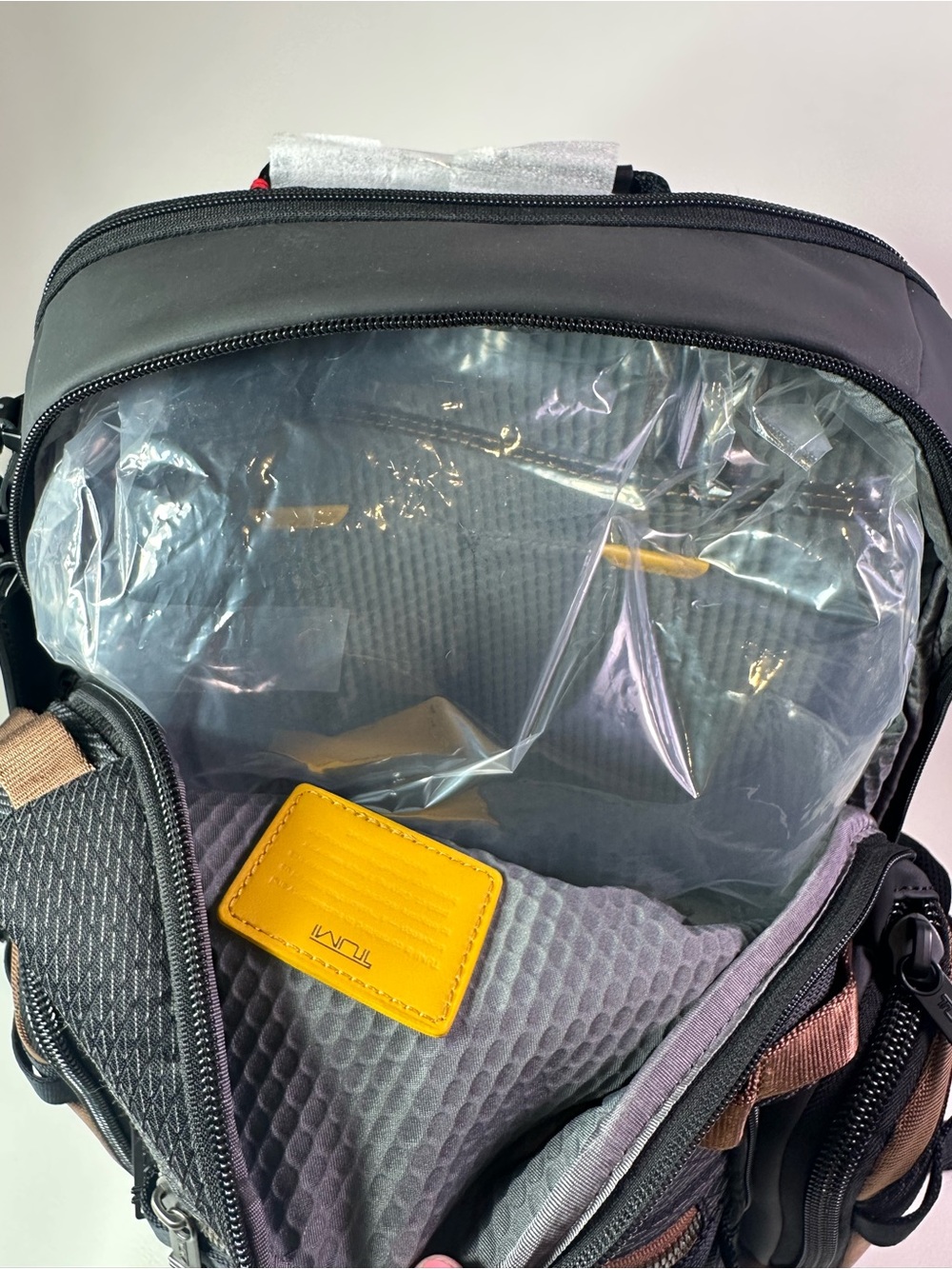 New Men’s TUMI Alpha Bravo Navigation Backpack Rucksack Black Brwn Nylon Leather - Picture 8 of 10